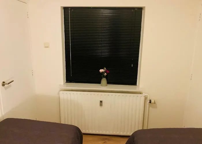 Holiday home Zonnebos, Private Garden, Fresh Air, Relax! *